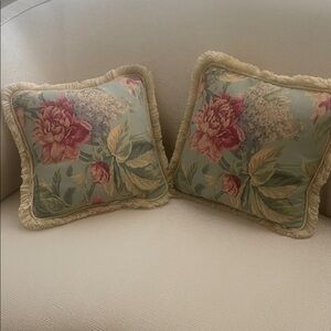 Floral Accent Pillow Set with Fringe